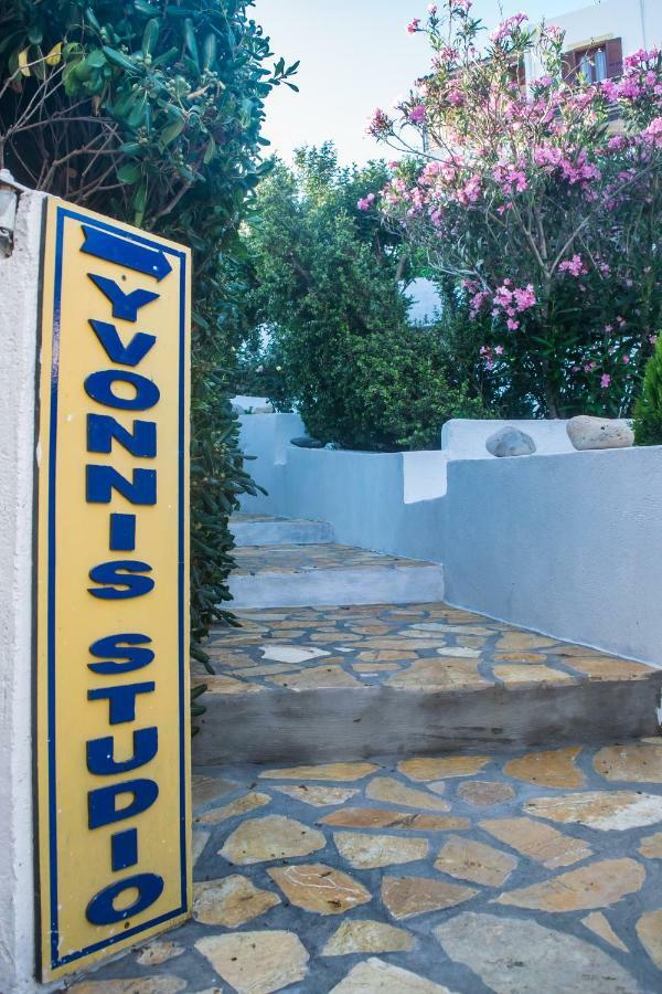 Yvonni Studios Skala  Exterior photo